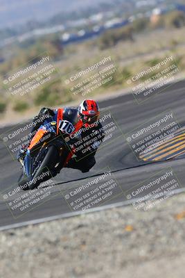 media/Nov-06-2022-SoCal Trackdays (Sun) [[208d2ccc26]]/Turn 11 (10am)/